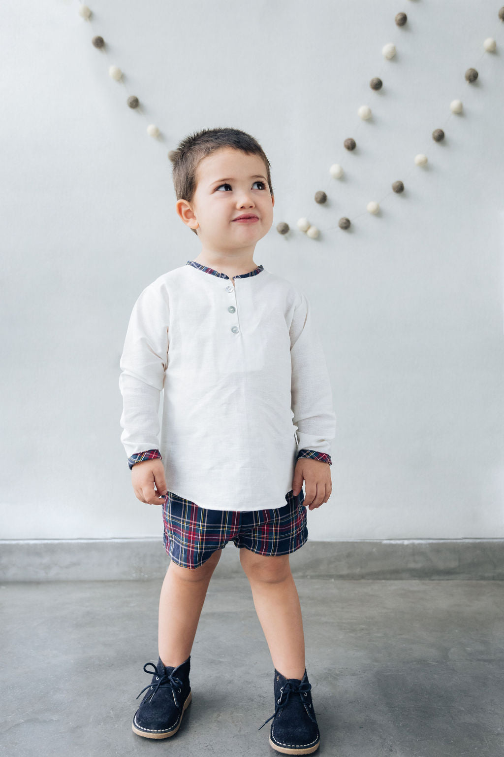 Conjunto varón short tartán marino