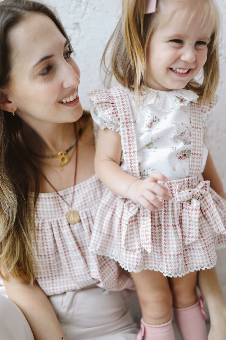 Camisa de mamá pata de gallo rosada