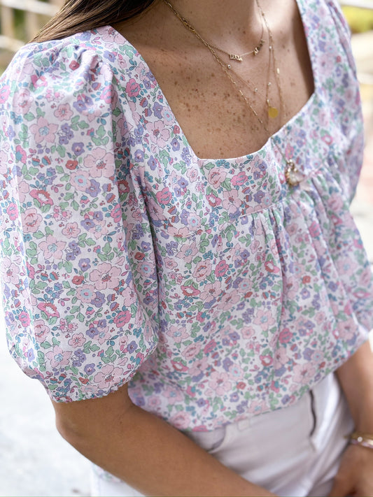 Camisa de mamá flores grandes tipo liberty rosadas